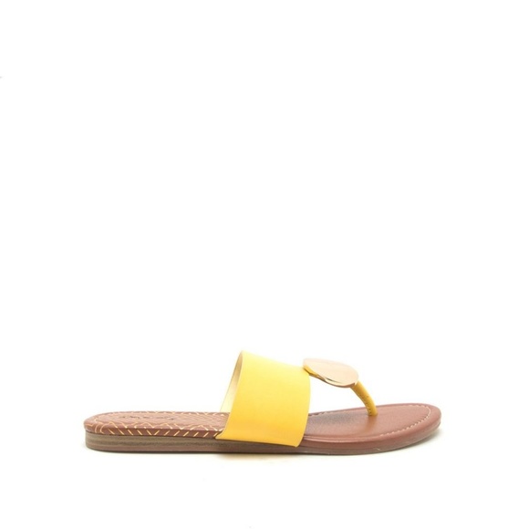 NEW Yellow Ornament Thong Sandal - Picture 3 of 8